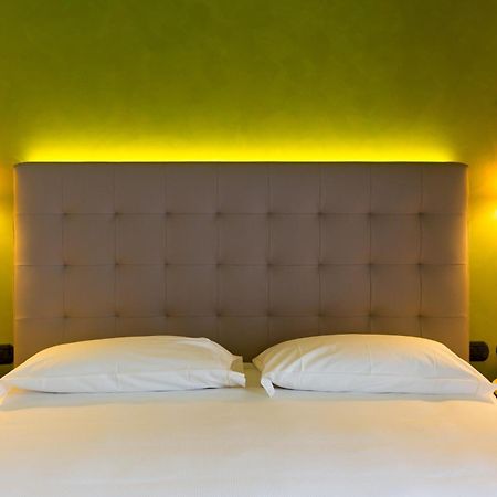 Hotel Al Campanile - Luxury Suites & Apartments Baveno Luaran gambar