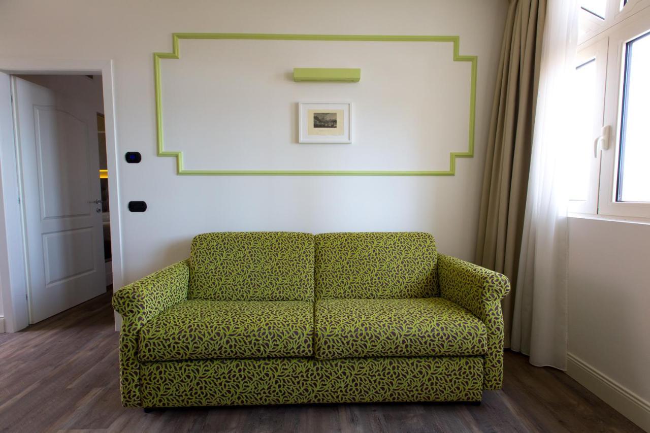 Hotel Al Campanile - Luxury Suites & Apartments Baveno Luaran gambar