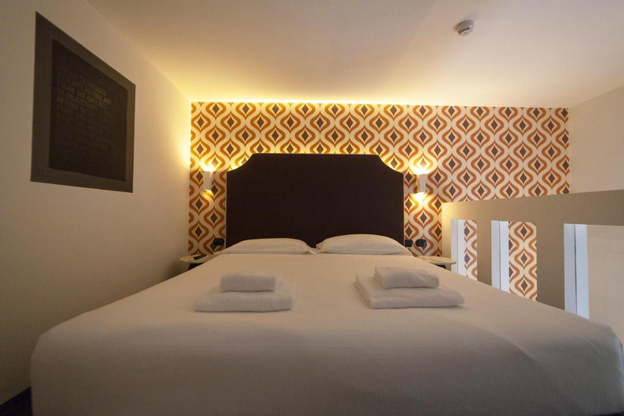 Hotel Al Campanile - Luxury Suites & Apartments Baveno Luaran gambar