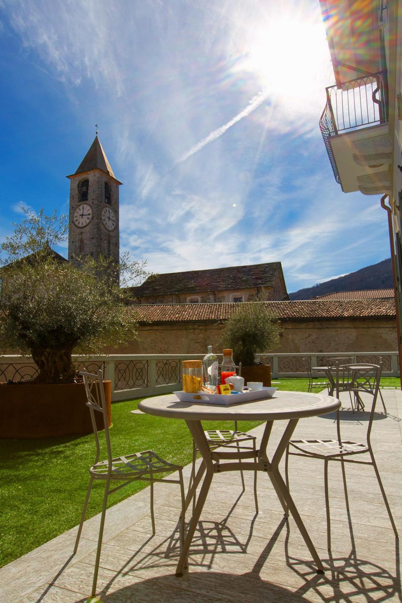 Hotel Al Campanile - Luxury Suites & Apartments Baveno Luaran gambar
