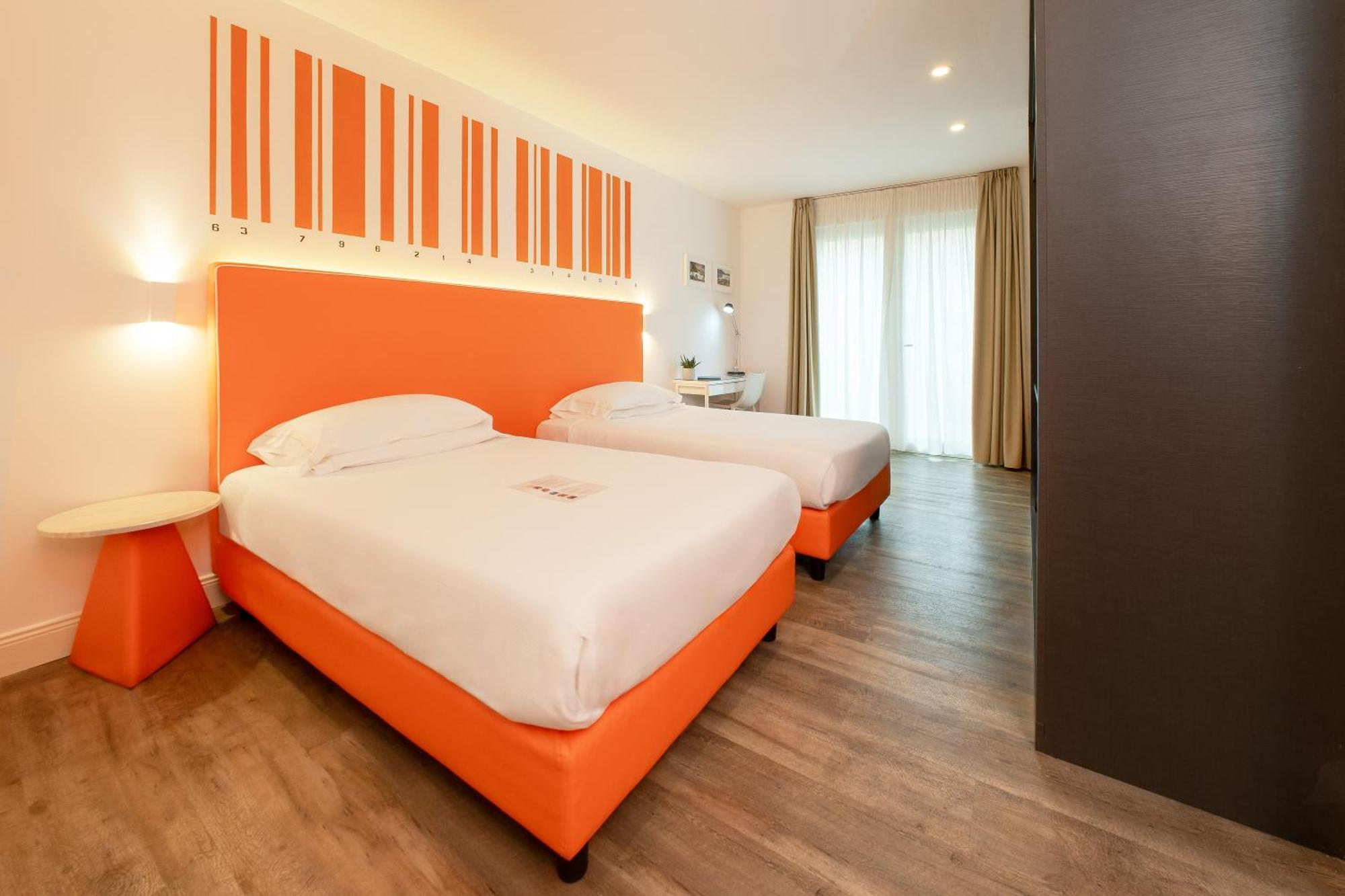 Hotel Al Campanile - Luxury Suites & Apartments Baveno Luaran gambar