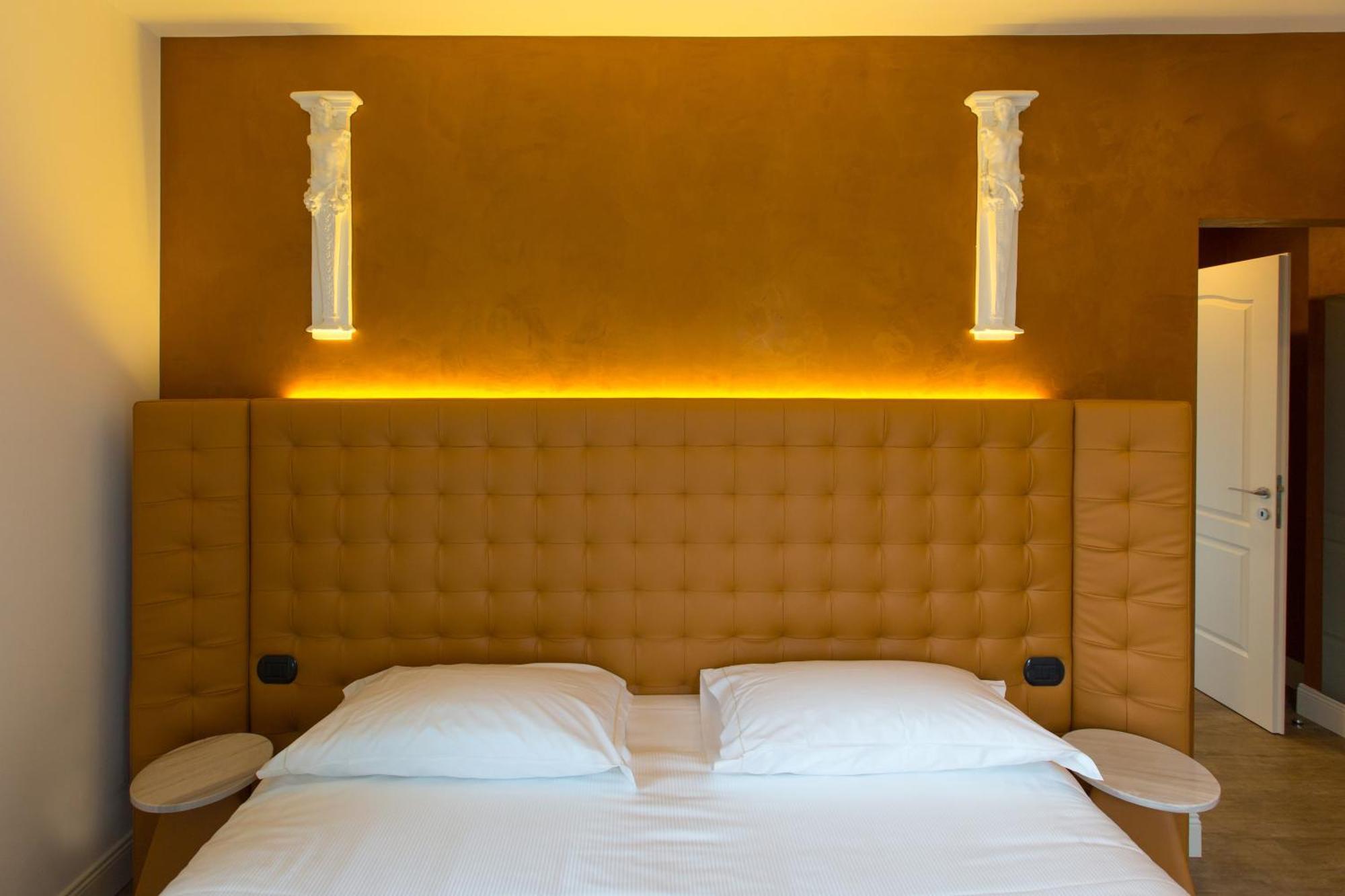 Hotel Al Campanile - Luxury Suites & Apartments Baveno Luaran gambar