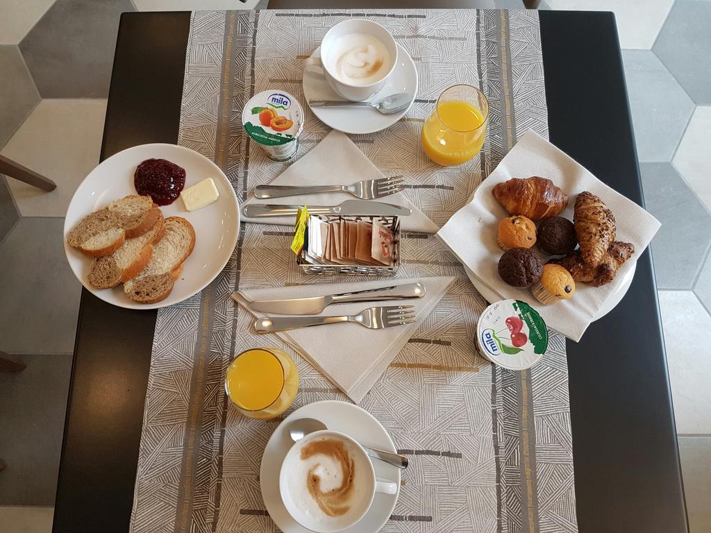 Hotel Al Campanile - Luxury Suites & Apartments Baveno Luaran gambar