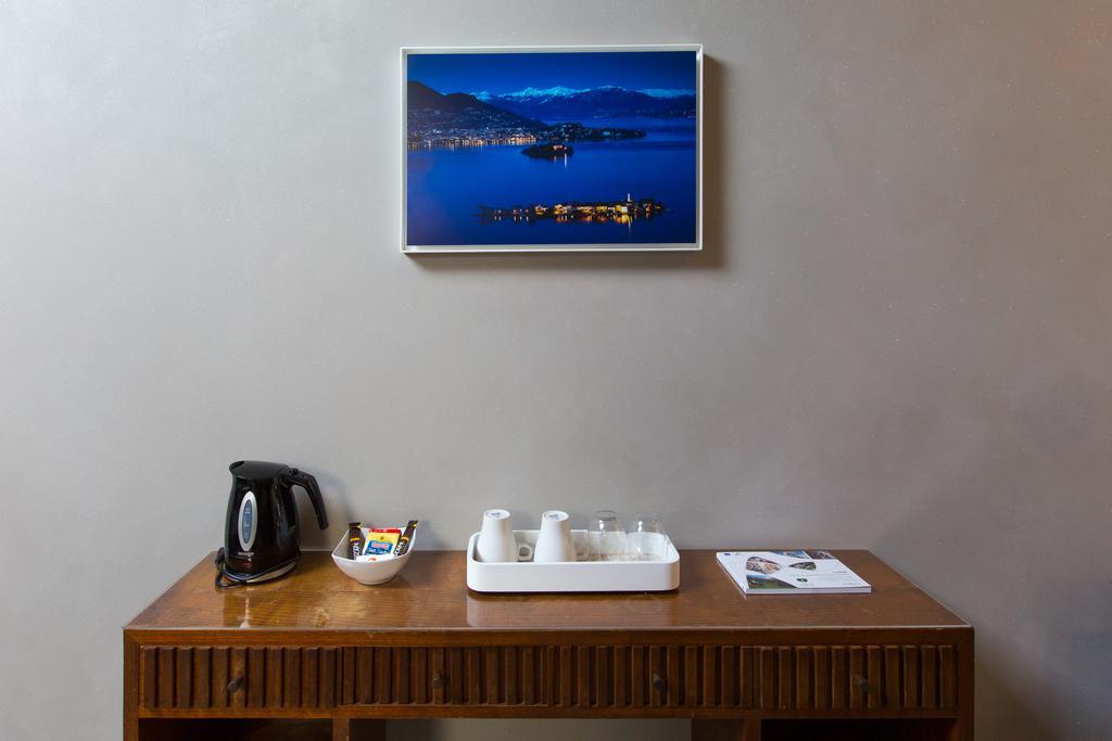 Hotel Al Campanile - Luxury Suites & Apartments Baveno Luaran gambar